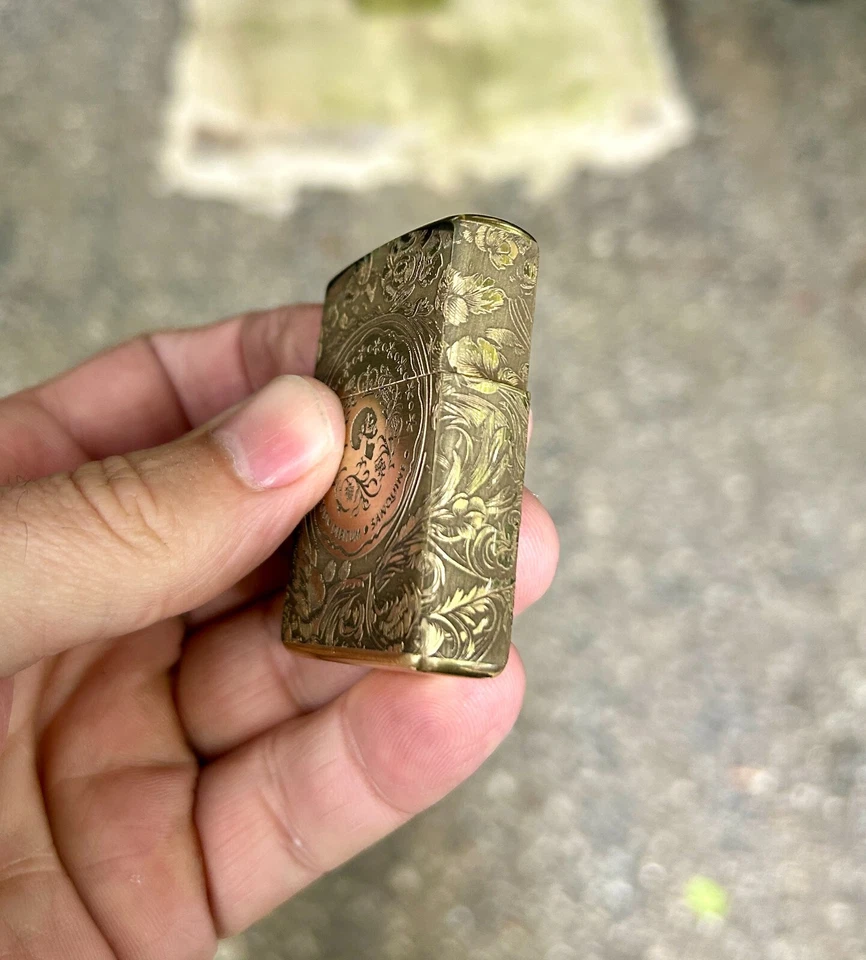 Encendedor Zippo personalizado John Wick Blood Oath | Armadura de latón Zippo | Hecho en EE. UU. Foto 4 de 4