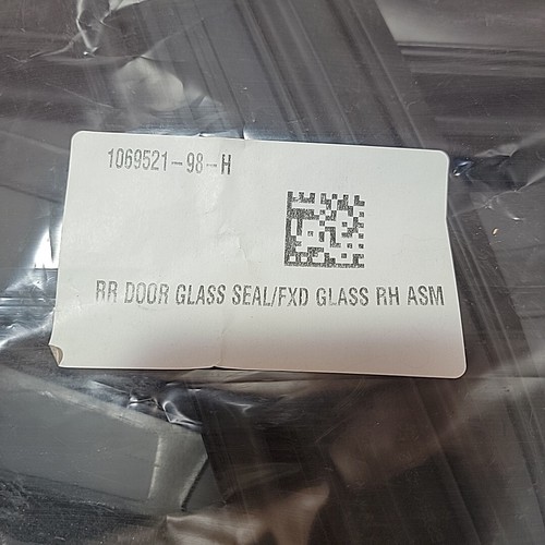 2016-2023 Tesla Model X Rear Passenger Right Side Falcon Door Glass Assembly OEM - Picture 2 of 22