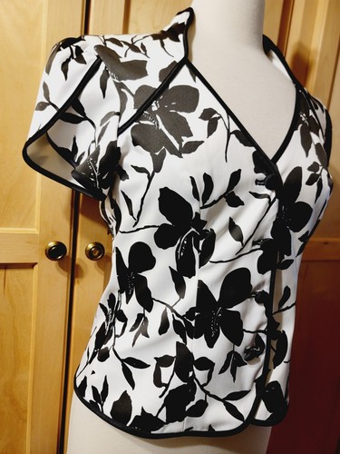 JS Collections Women's Black White Floral Tulip Short Sleeve Button Front Jacket - Picture 3 of 14
