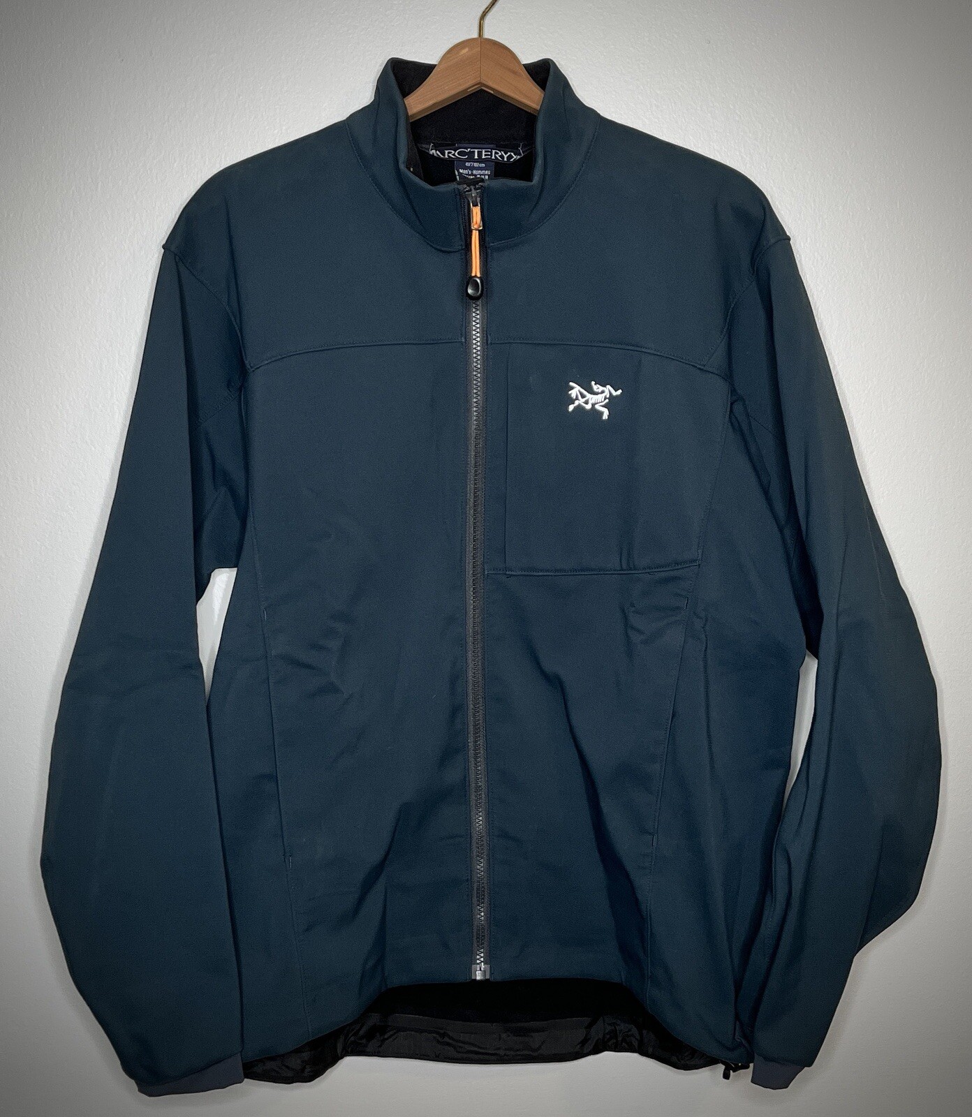 Giacca a vento uomo ARC'TERYX foderata in pile verde bosco scuro taglia M