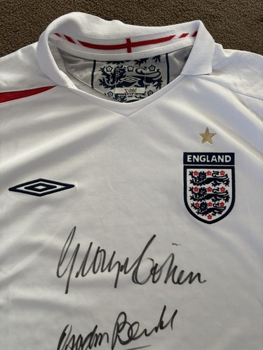 George Cohen, Gordon Banks, Nobby Stiles, Martin Peters Signed England Shirt COA - Picture 4 of 6