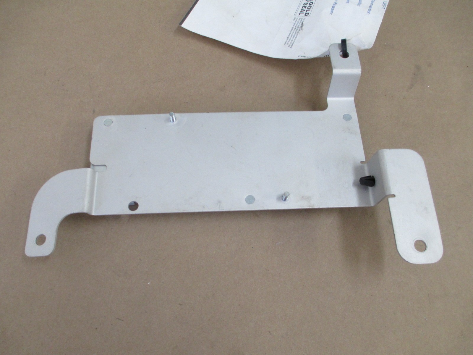 Lamborghini Gallardo - AM/FM Antenna Amplifier / AMP # 8E9035225P