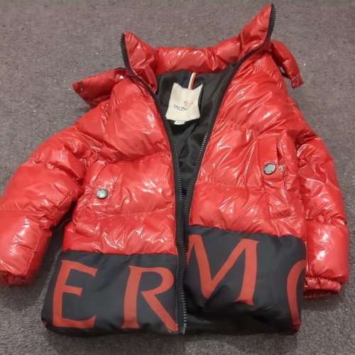 Moncler Shiny Red baby Puffer 2/3 years - Picture 1 of 6