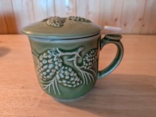 VINTAGE  CERAMIC GREEN PINE CONE TEA MUG WITH...