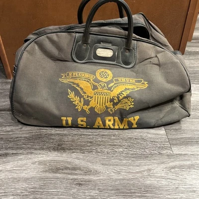 Vintage Army Duffle Bag In Original Vietnam War Personal & Field