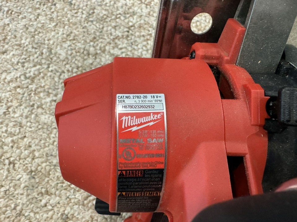 Milwaukee M18 FUEL Metal Circular Saw with Metal Blade 278220 (Tool