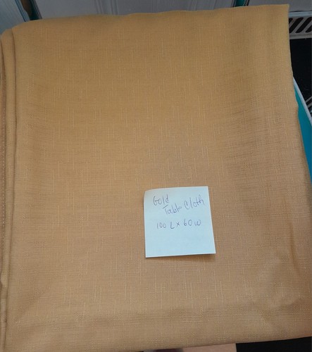 JC Penny Home Collection Fabric Gold 100"× 60” Rectangular Tablecloth - Picture 2 of 6