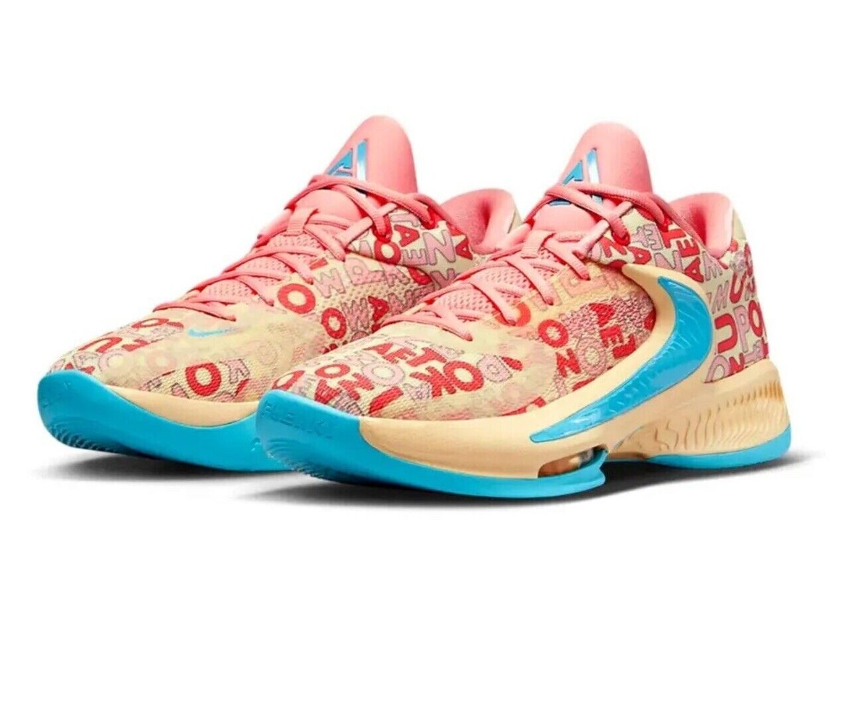 【希少☆ 新品未使用☆】Nike ズーム Freak 4 クッキー&クリーム Nike Zoom Freak 4 Low Letter Bros Vanilla/Blue/Coral Men's Size 18