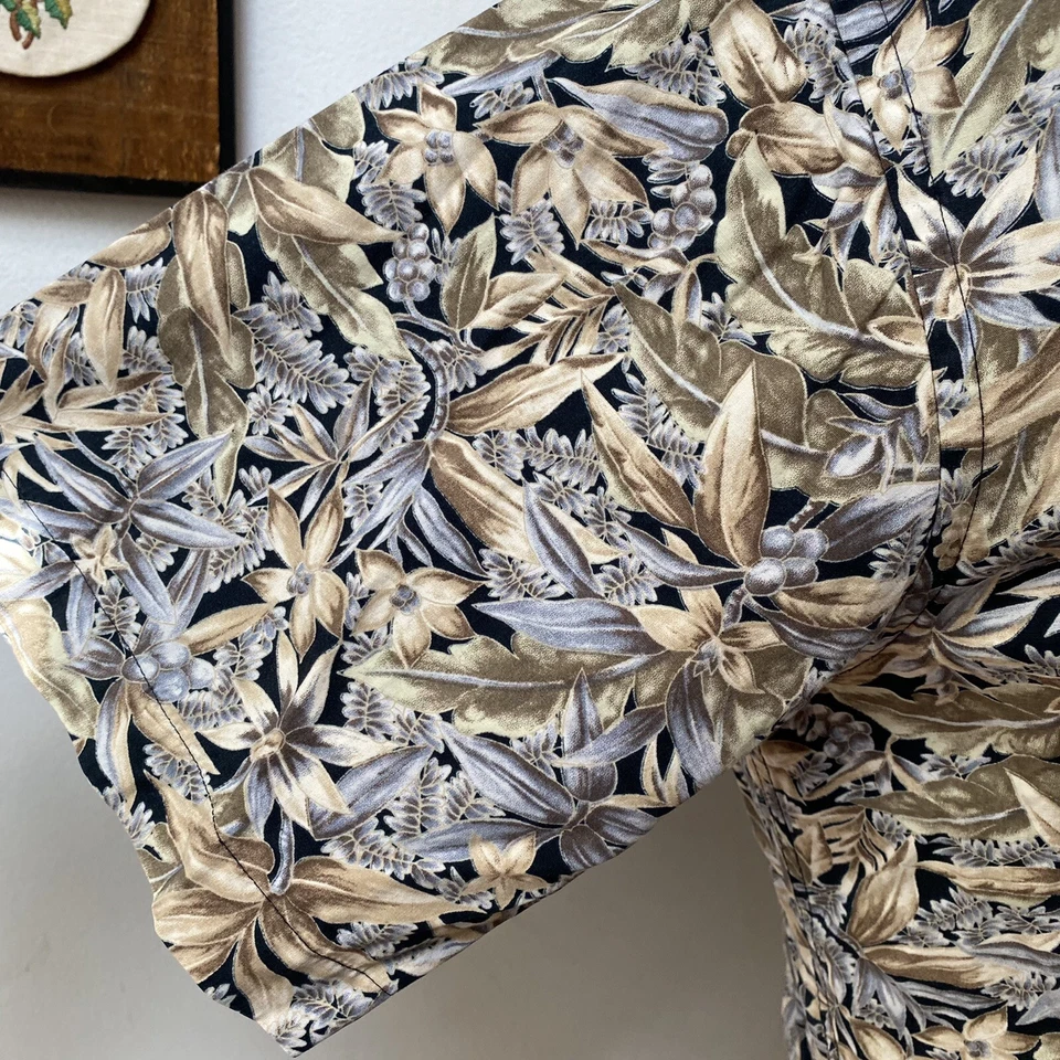 Vintage Pierre Cardin Hawaiian Aloha Camp Shirt Island Tropical Floral Mens M - Image 4 of 4