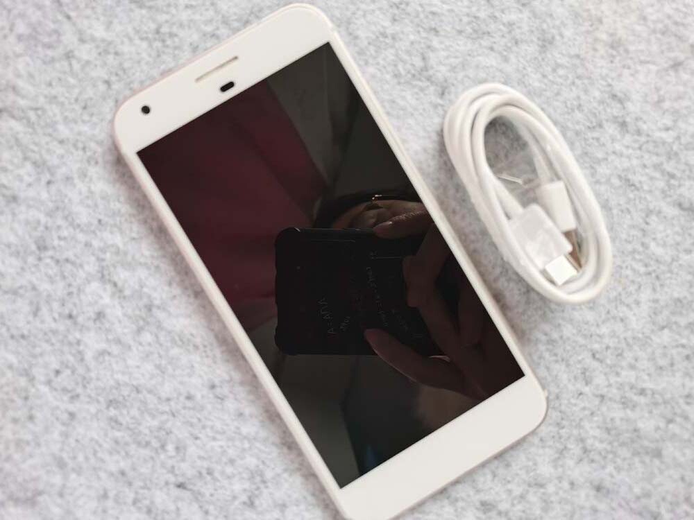 Google Pixel XL Android 12MP 32GB 4GB RAM Mobilephone Unlocked