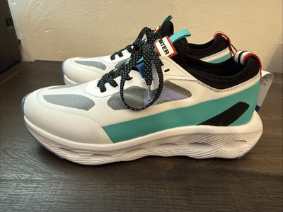 HUNTER GINNY SNEAKERS LACE UP & WATER REPELLENT SIZE 9. NEW