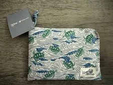 United Airlines UA Reyn Spooner Travel Amenity Kit Hawaii First Class 2025 NEW