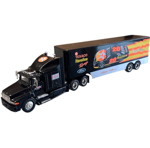 NASCAR Davey Allison #28 Texaco Havoline 1:64 Diecast Team Hauler/Bank - Ltd Ed - Picture 6 of 16