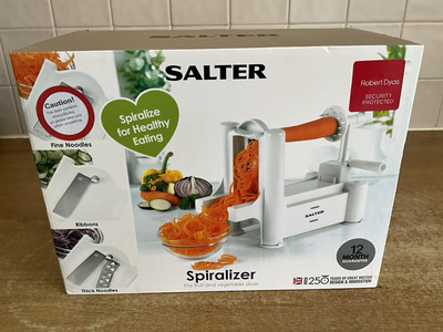 Salter Spiralisierer manueller Obst- und Gemüseschneider guter Zustand mit Box & Acc