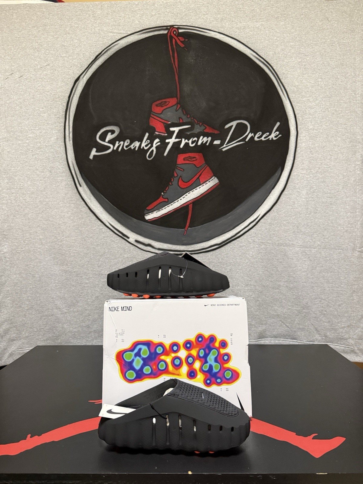 Nike Mind 001 Black Hyper Crimson Women’s Size 7 New In Box HQ4309 001 thumbnail 2