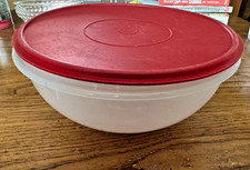 VintageLarge 12 Tupperware Sheer 26 Cup Fix-n...