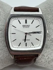 Vintage Men's Seiko Chronos 8123-5240 Silver Tone Quartz Day Date Watch