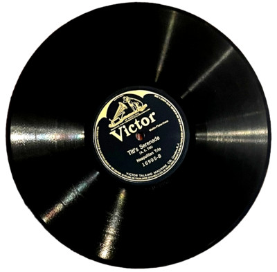 Neapolitan Trio - Serenade (Schubert) Tilt's Serenade Victor Record - 10'' 78rpm