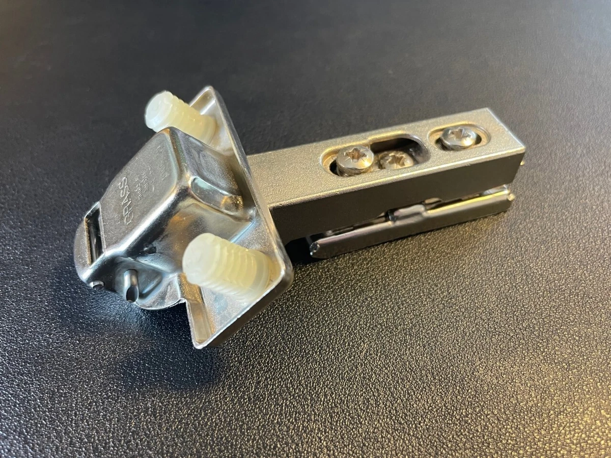 NEW GRASS Cabinet Hinge 1006 30 Clip On 45 angle 110 open Self Close Spring