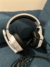 gaming set of keyboard, mouse, and headphones