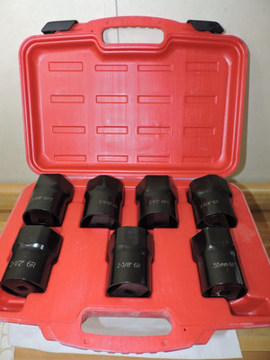NESCO NM5600 7-piece Wheel Bearing Loc Knut Socket Set 1/2'' Drive with Case