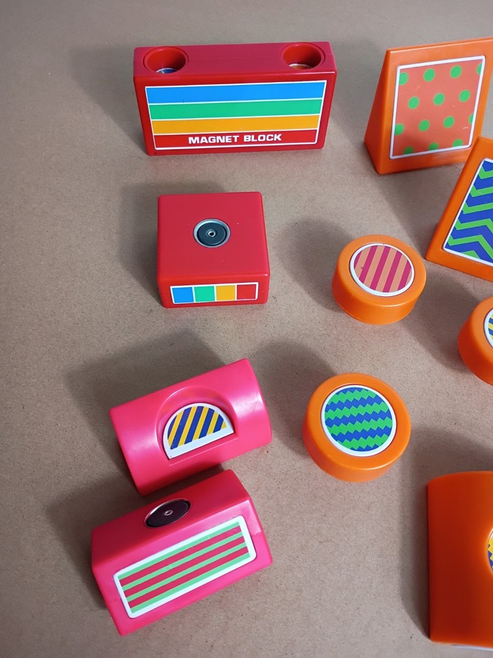 Magnetic Tiles Building Blocks Set, Hobbies & Toys, Toys & Games On