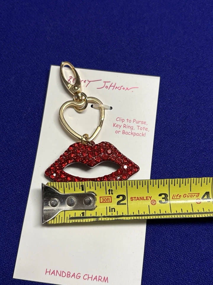 BETSEY JOHNSON Labios Rojos Estrás Llavero Cartera Bolso Dije Nuevo con Etiquetas Foto 4 de 4