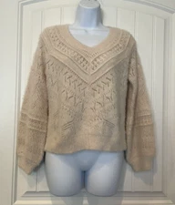 LC Lauren Conrad Sweater Women's XS Fuzzy Soft Long Sleeve in Light Pink