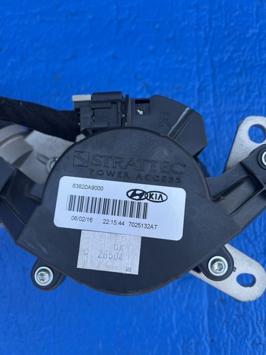 2015-2020 Kia Sedona Right PASSENGER Side Sliding Door Motor OEM 83820A9000 - Picture 3 of 5