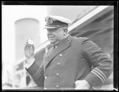 Captain F Bauer of the ship Nieuw Holland NSW 1935 OLD PHOTO