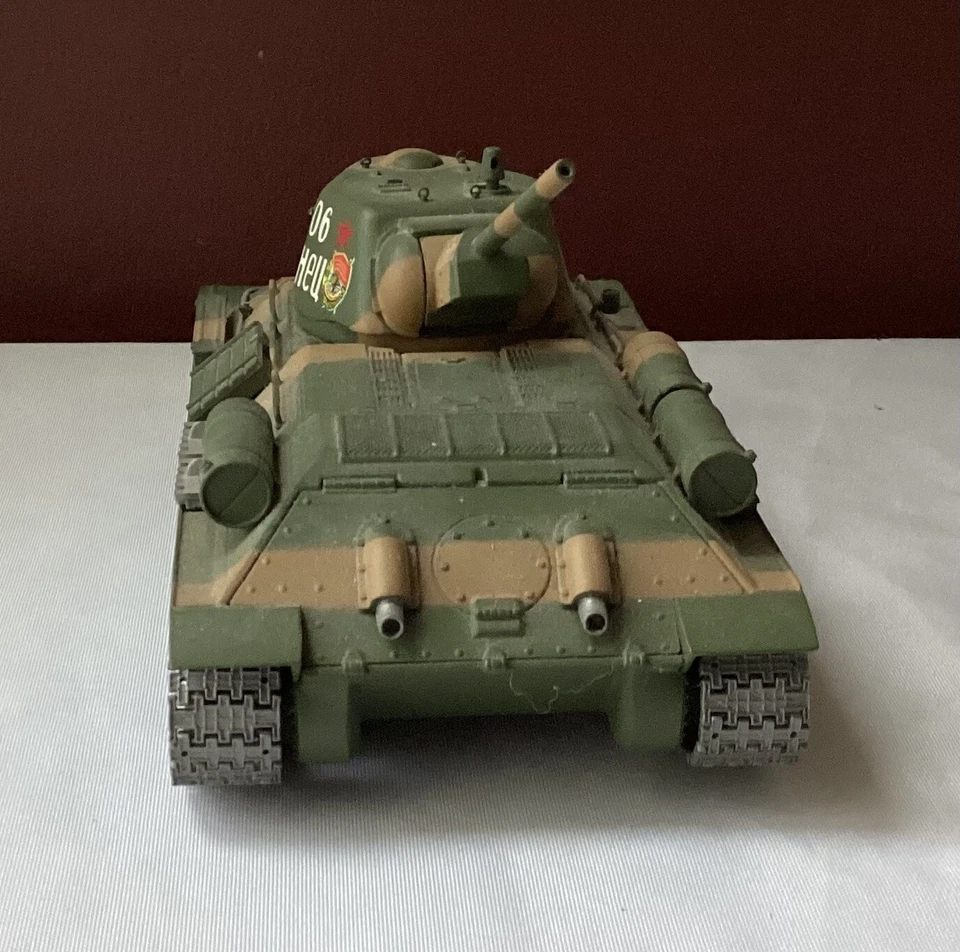 T34/76 Paul's Model Art MiniChamps 106 Stalinets 1/35 Soviet Model - Image 4 of 4