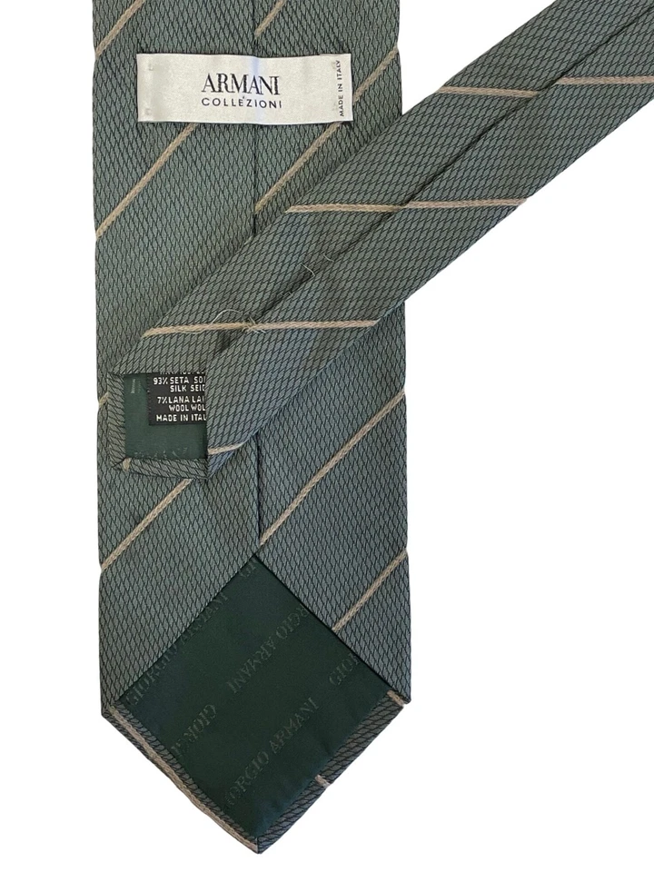 Corbata a rayas de colección Giorgio Armani Collezioni para hombre gris caqui tejida cuello seda Foto 2 de 2