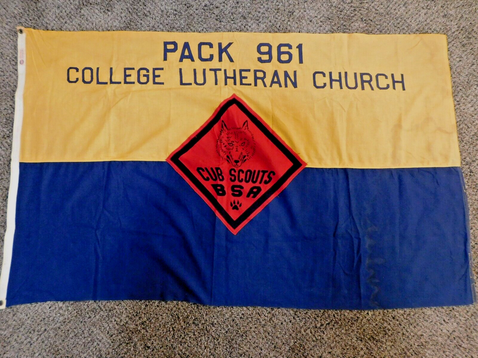 Vintage BOY SCOUTS of AMERICA ' CUB SCOUT PACK 961 of SAN DIEGO, CA.' 5'x3' FLAG