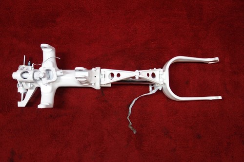 Cessna Nose Landing Gear PN 5542000-807