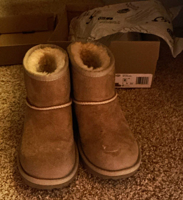 UGG Classic Mini Brown Suede Shearling Lined Ankle Bootie Round Toe US 4