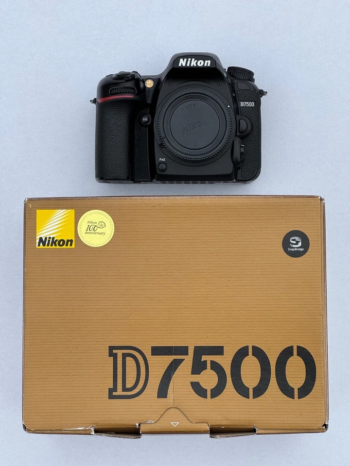 Nikon D7500, photo 1 of 5