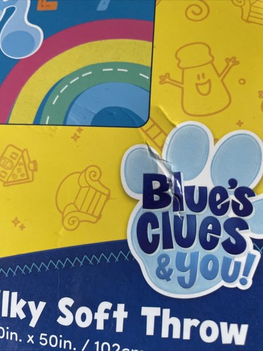 Blues Clues Plush Throw Blanket Blue’s Clues & You Nickelodeon Rainbow Magenta - Picture 4 of 8