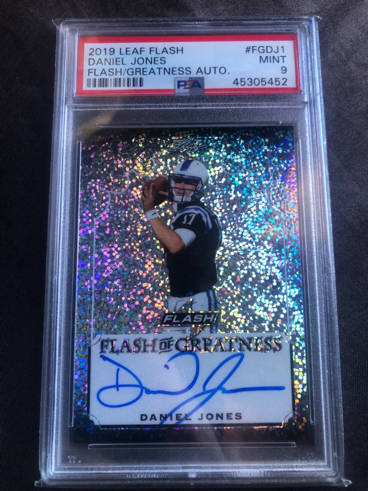 Daniel Jones Leaf Flash Flash of Greatness Autographs #FGDJ1 Base