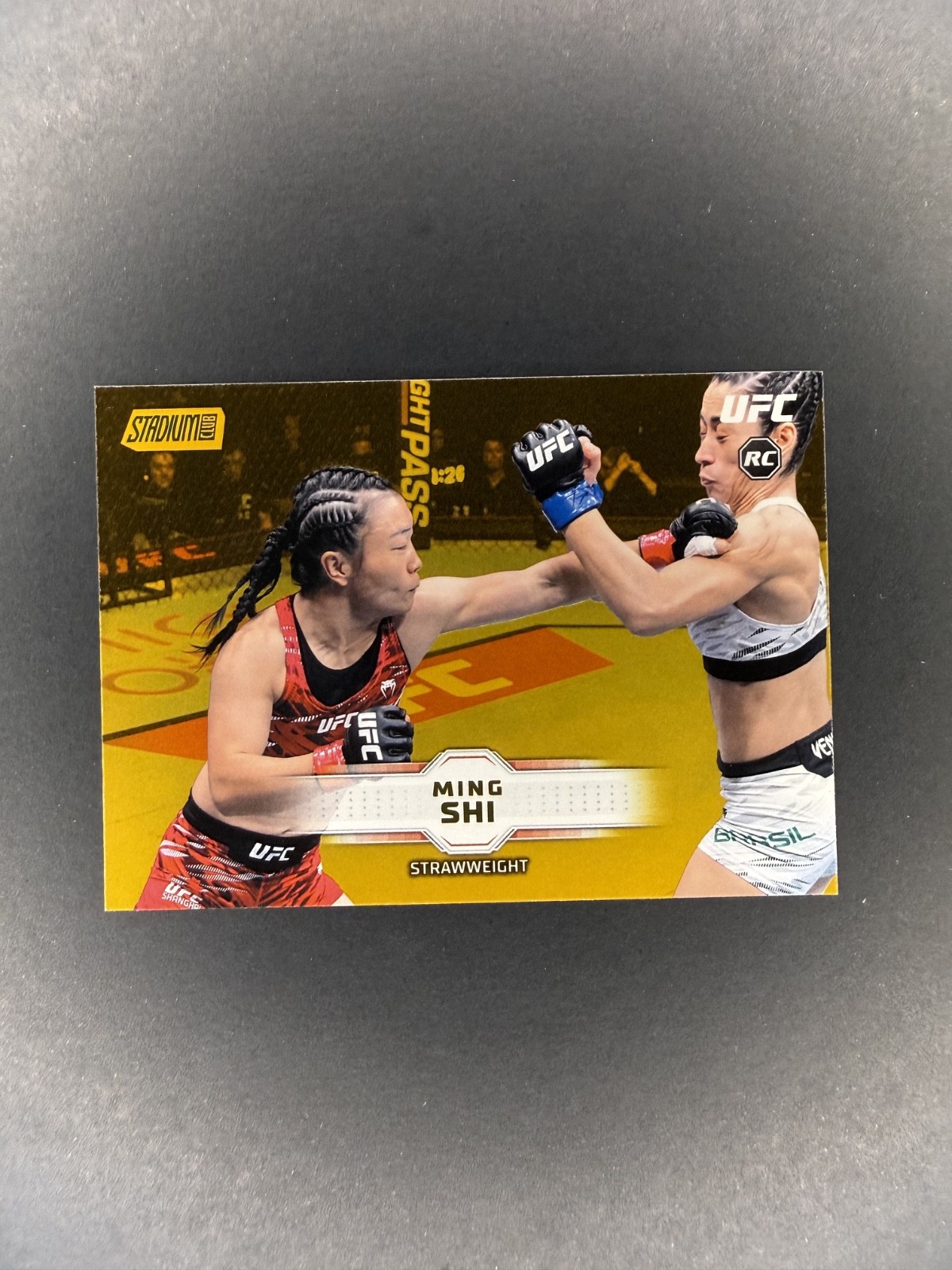 2026 Topps Stadium Club UFC - #155 Ming Shi Gold Foil Rookie