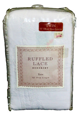 BED BATH & BEYOND Ruffled Lace Twin Bedskirt 15'' Drop White