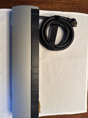 GUC Dynex DX-PB102 10 Outlet Home Theater AV Power Strip Surge Protector GRAY