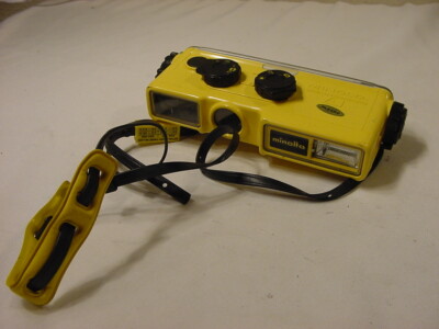 MINOLTA WEATHERMATIC YELLOW UNDERWATER CAMERA | eBay