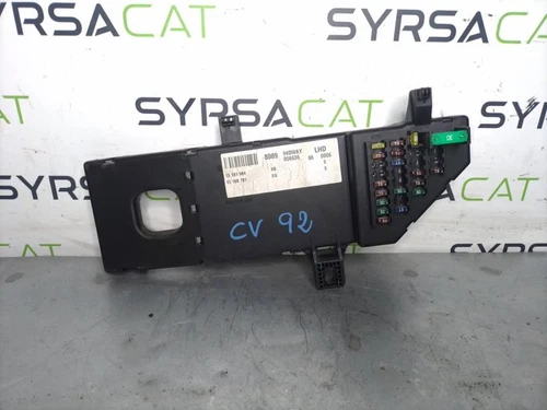 13181984 Caja Reles/Fusibles para OPEL VECTRA C BERLINA Comfort 2004 137645 - Imagen 2 de 4