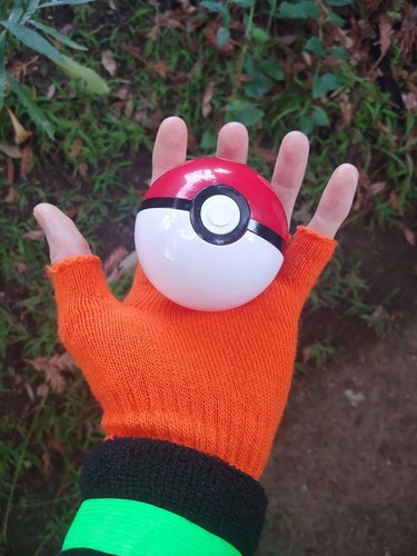 Costume Cosplay Illumina Pokeball LED Prop Cosplay Glow Ultraball Glow - Foto 6 di 7