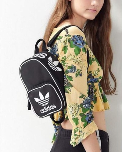 Mini Mochila Mochila Negra Adidas Originales Para Mujer Santiago - Imagen 2 de 4