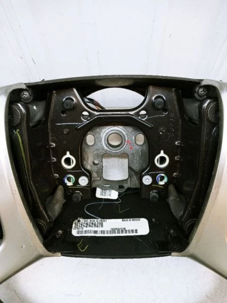Volante Suzuki XL-7 XL7 2007 08 2009 OEM USADO PROBADO CON CONTROL DE CRUCERO  Foto 2 de 4
