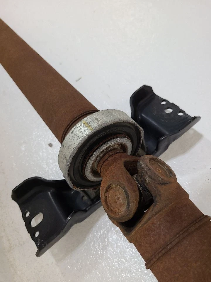 2015 2016 2017 2018 2019 FORD EXPLORER Rear Drive Shaft 3.5L Without Turbo - Image 2 of 4