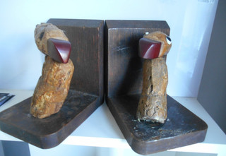RARE ANTIQUE NUT BIRD BAKELITE CHERRY AMBER BOOK ENDS HENRY HOWELL? YZ?