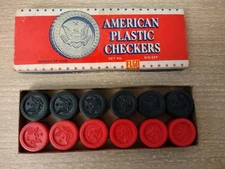 Vintage American Plastic Checkers  24 Interlocking 614/24 In Box Elgo Plastics