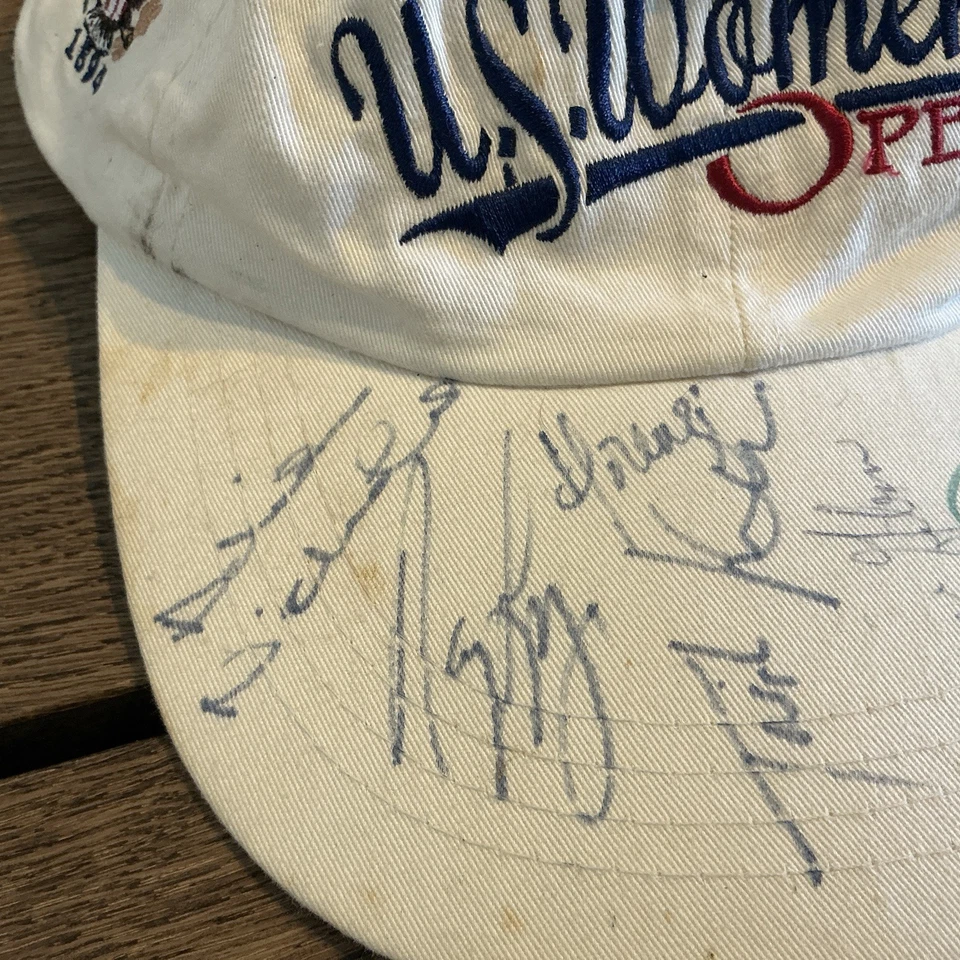 Vintage Collector’s US Women’s Open Golf Cap with 11 signatures- See Photos - Image 4 of 4